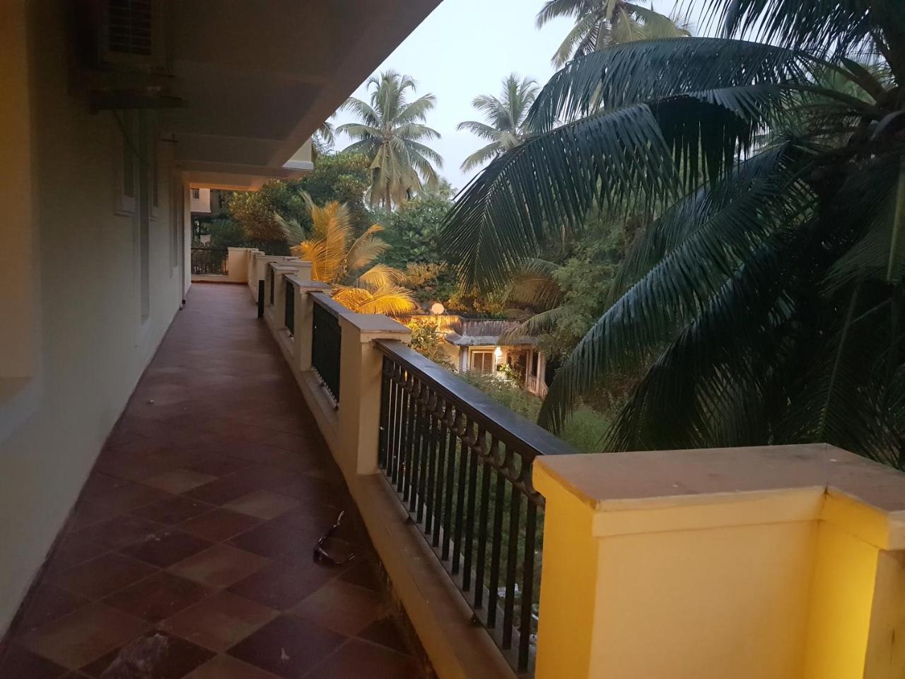 Areia De Goa, Comfort Stay Apartment Near Baga Beach Esterno foto